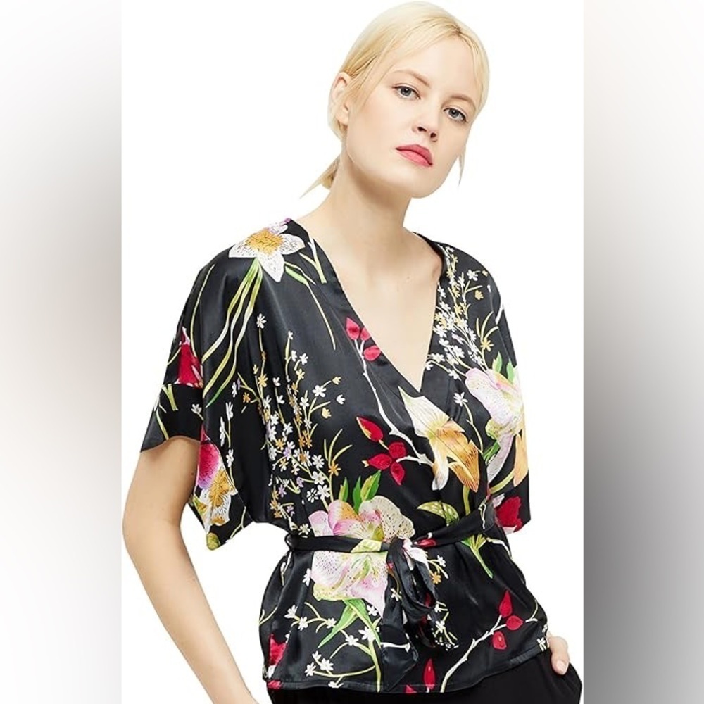 Vero Moda size large black floral wrap kimono silky top